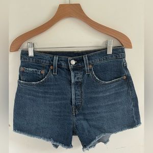 501 High waisted Jean shorts